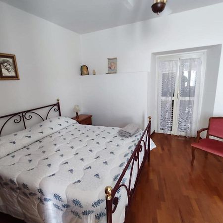 Casa Vacanza Nonna Maria Calvi dell' Umbria ภายนอก รูปภาพ